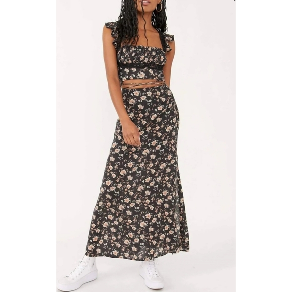Free People Dresses & Skirts - Free People Bijou Floral Set, Size 10, Color Black Combo